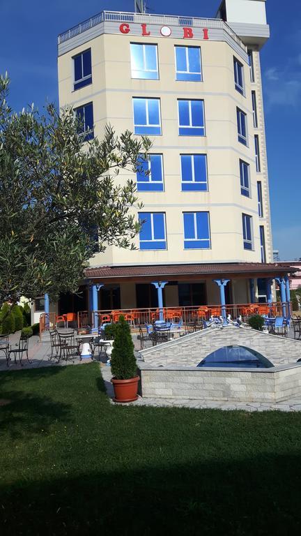 Hotel Restaurant Globi Веліпоя Екстер'єр фото